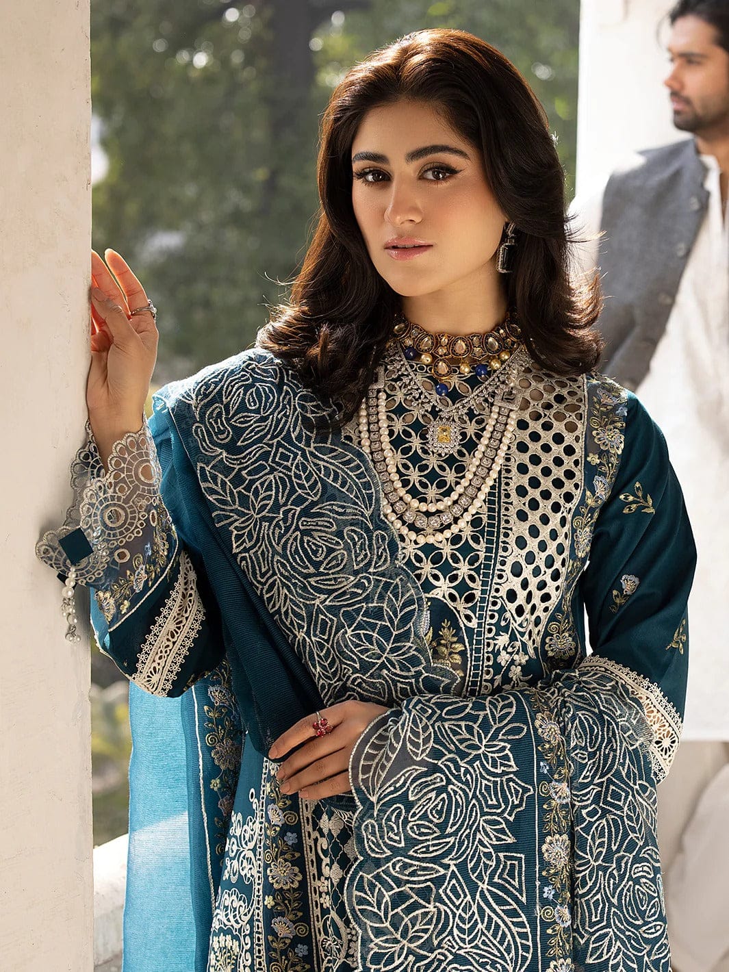 Akbar Aslam Luxury Lawn Ensemble (Crimson Edition)
