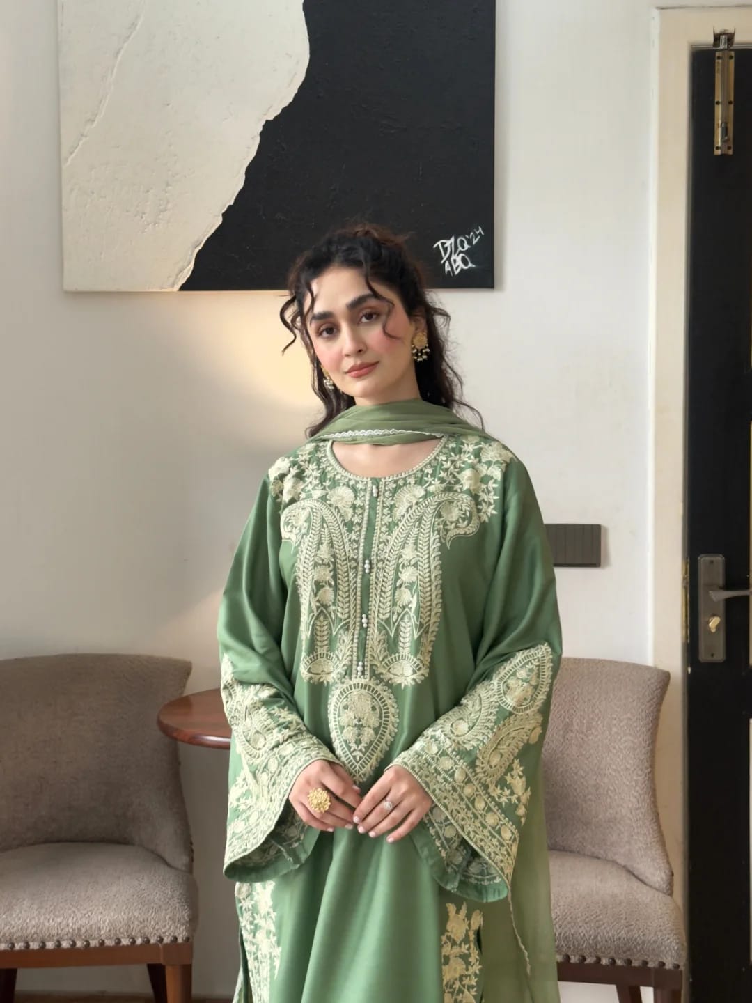 Onyx Grace Embroidered 2-Piece Suit