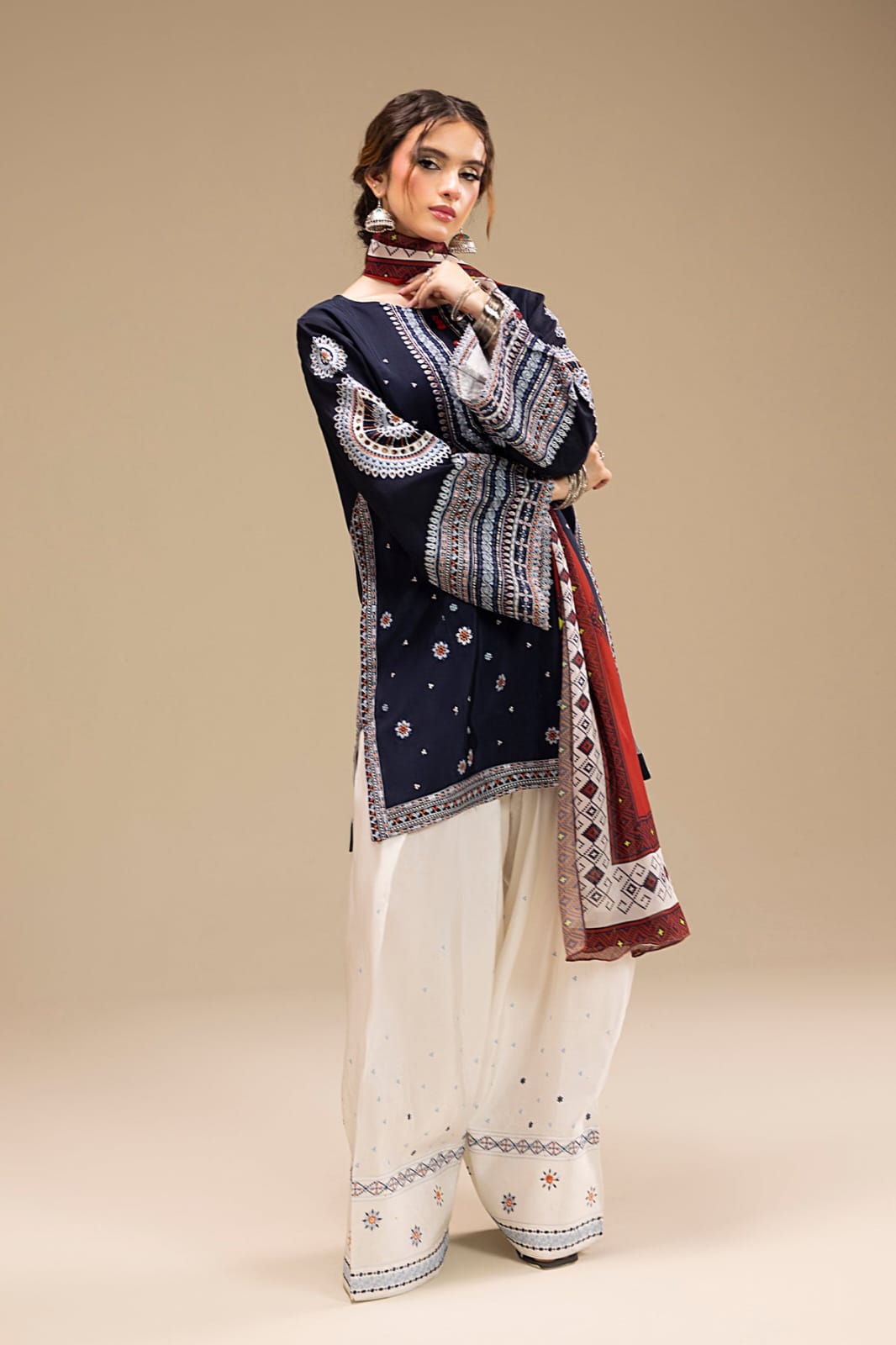 Jazmin – Premium Embroidered 3-Piece Traditional Suit