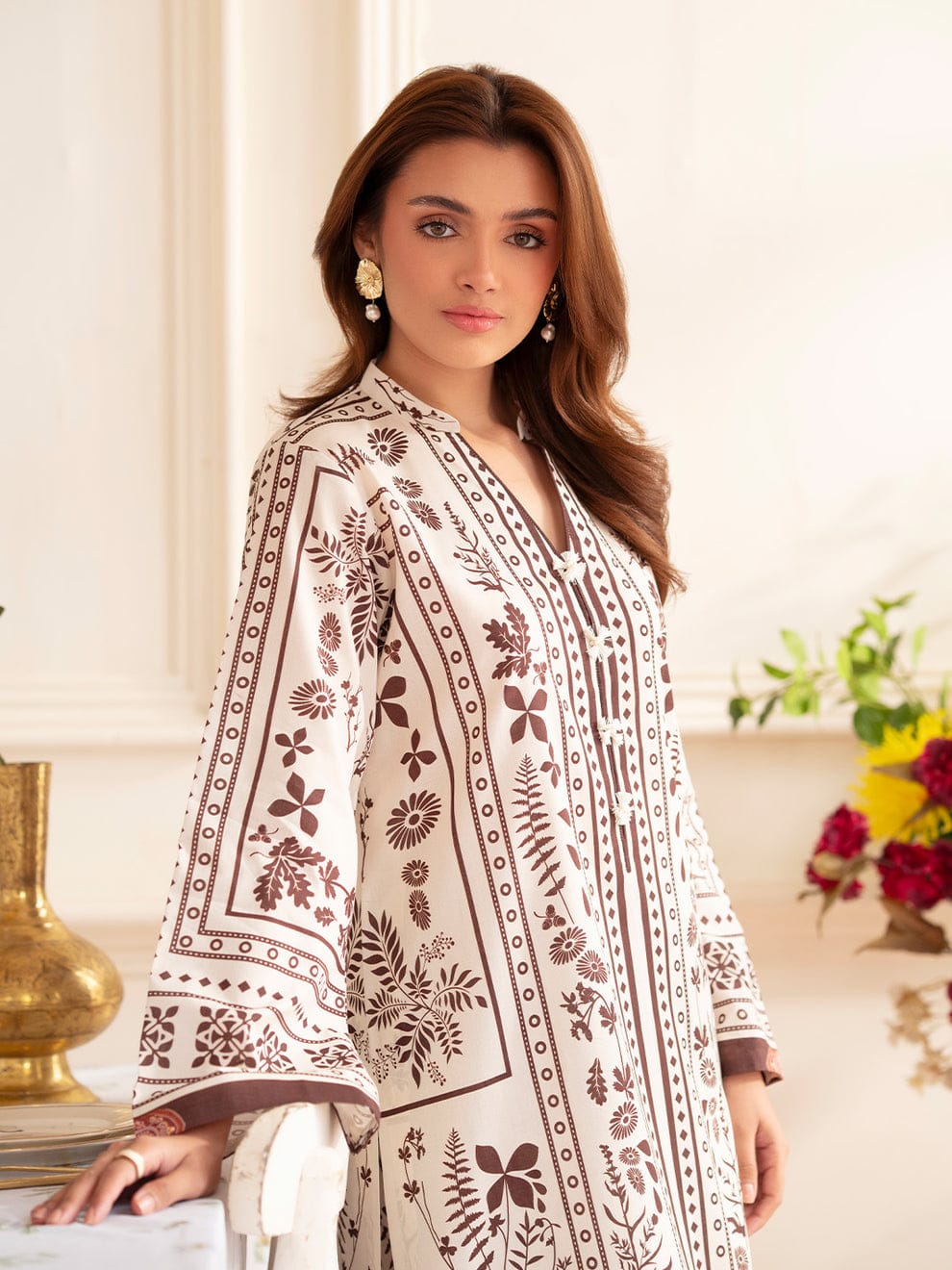 Mahnur Noir  Printed Lawn Suit